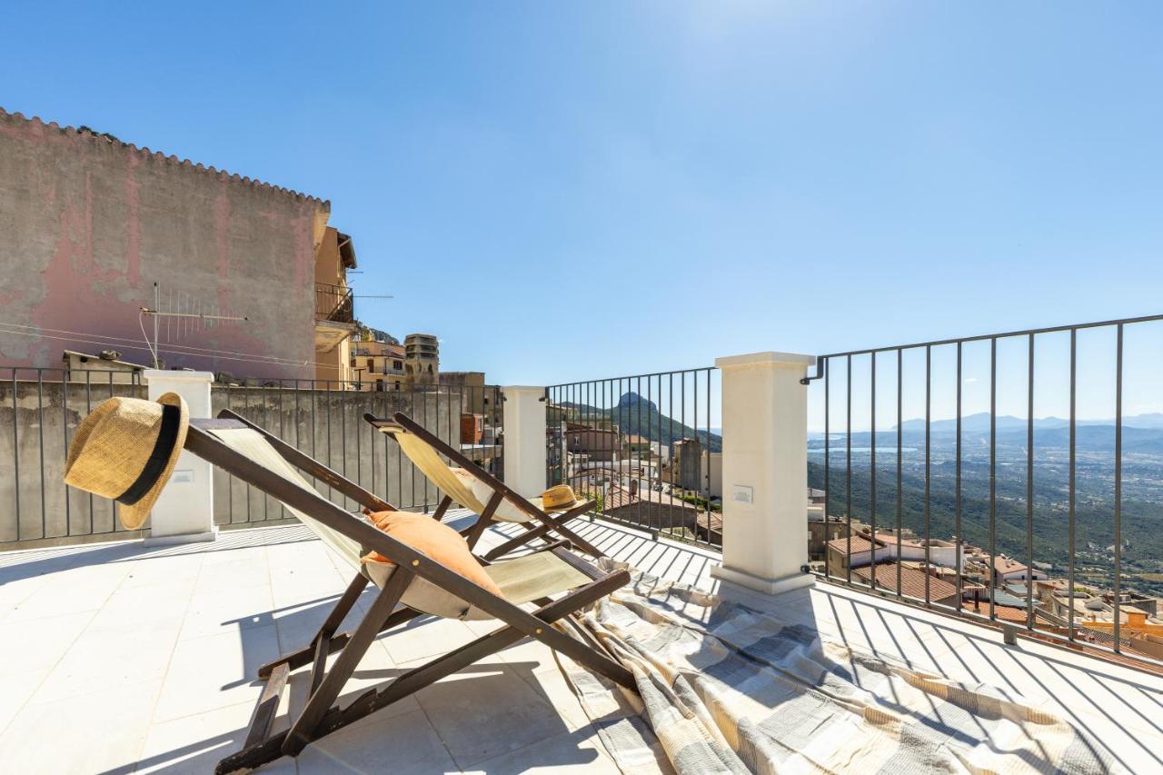 Homestay Monte Forru Baunei